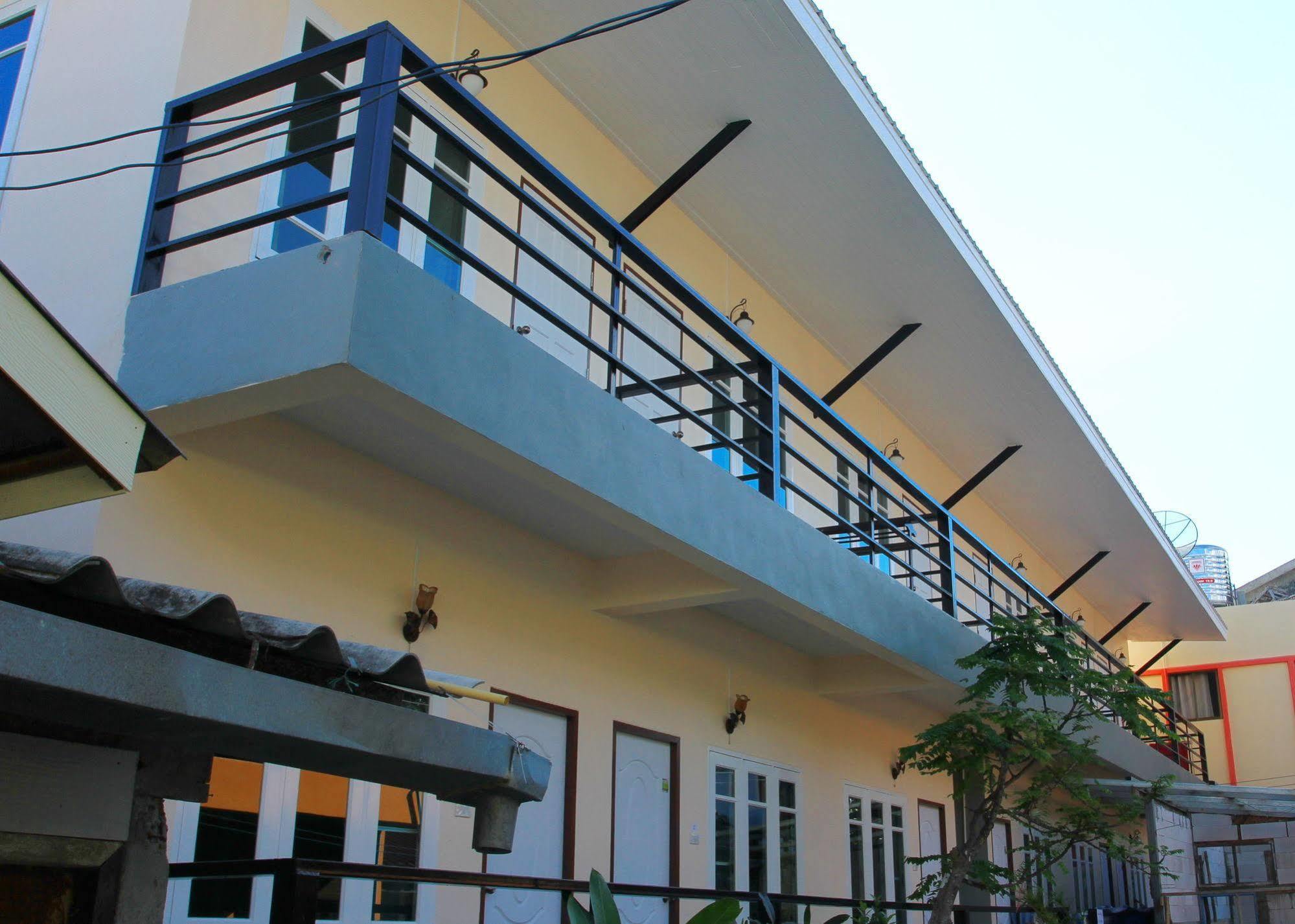 Hotel I-Talay Trio à Ko Samet Extérieur photo